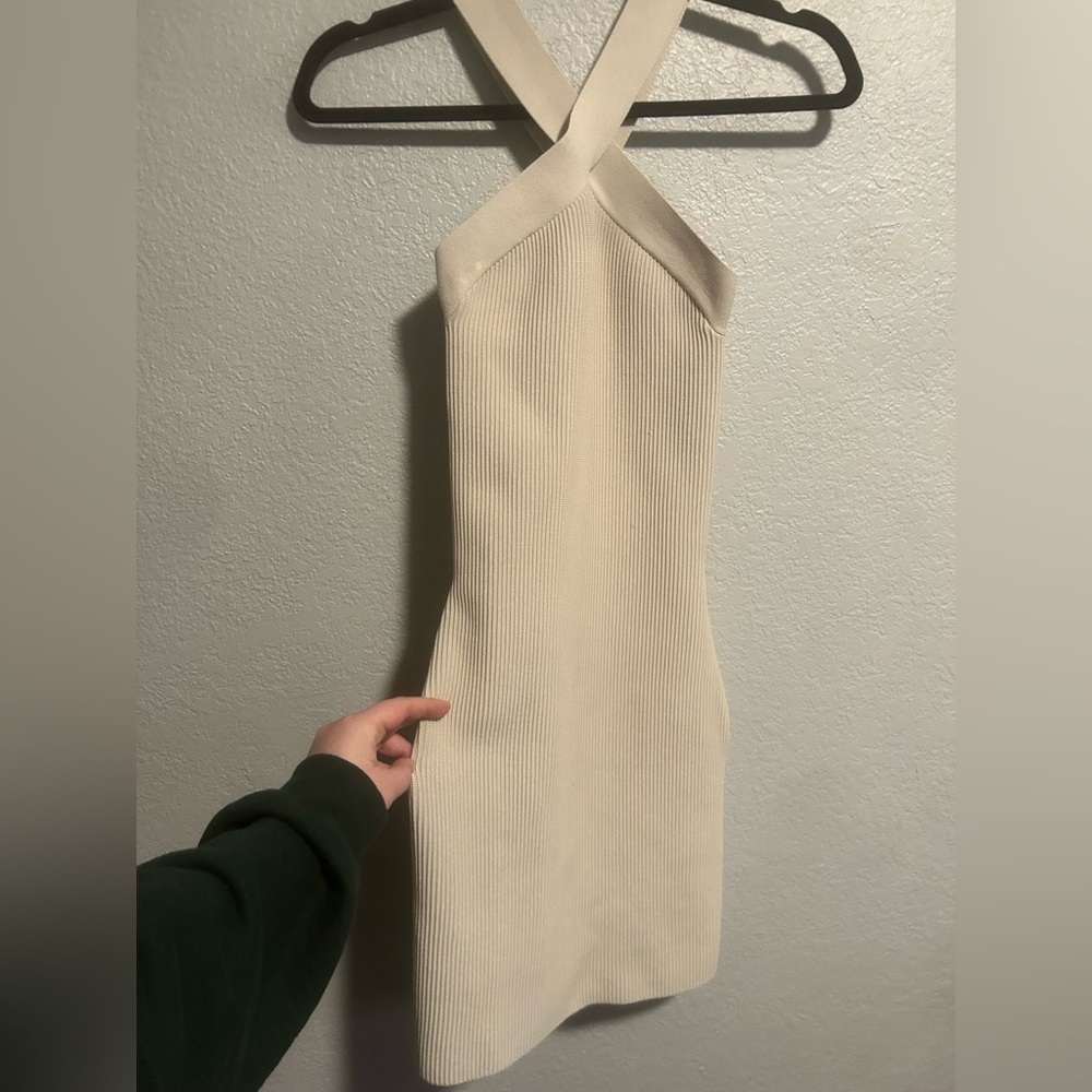 Aritzia babaton sculpt knit dress